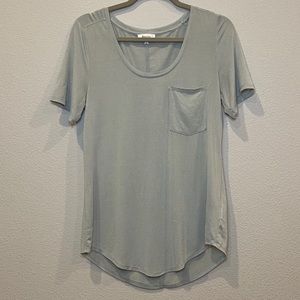 Aritzia T-shirt
